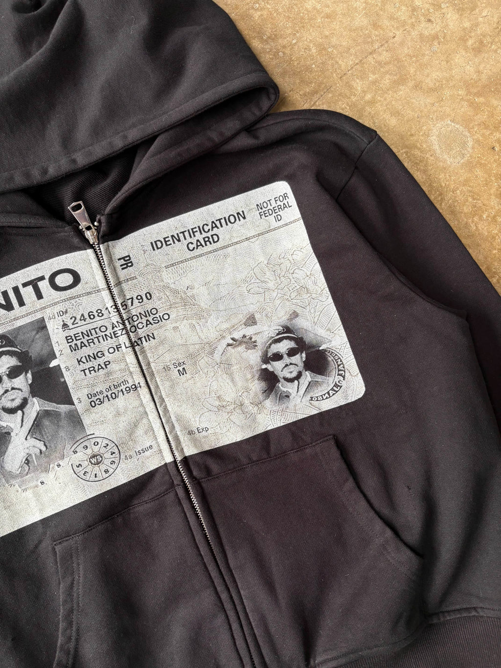 'benito' id zipup